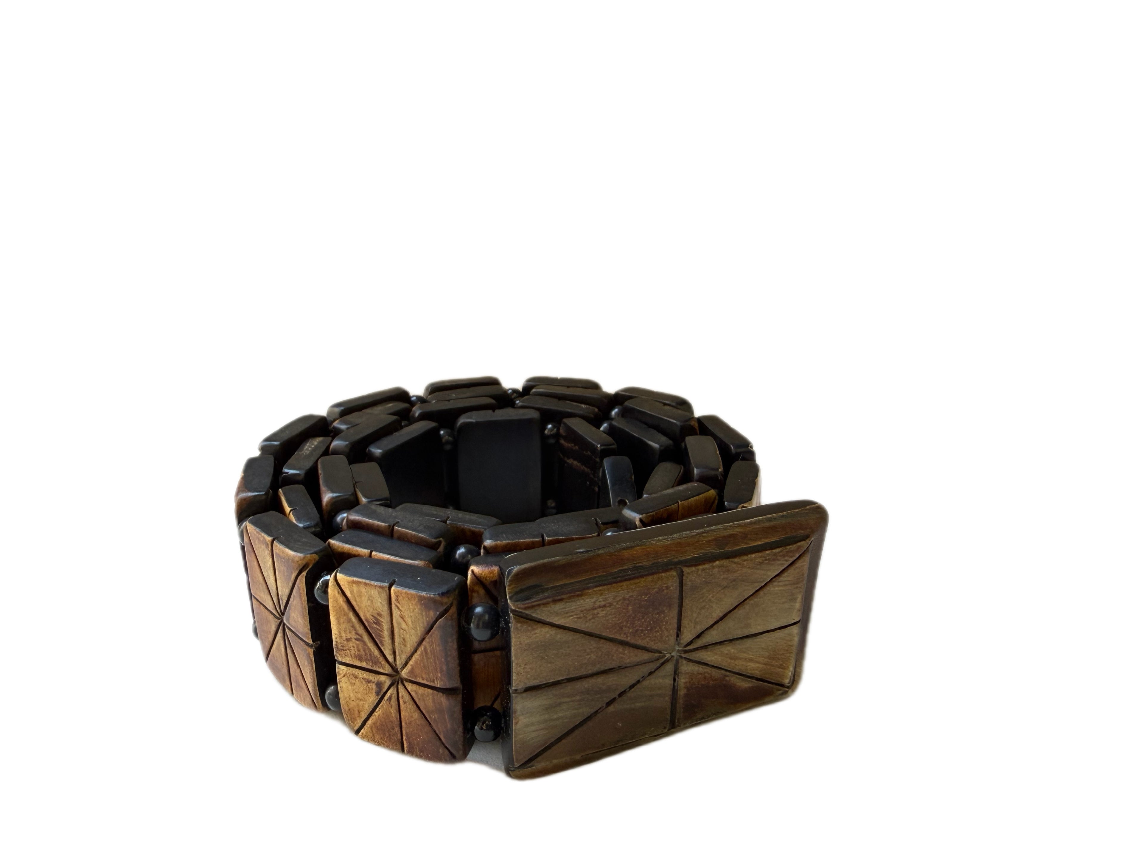 Radiant Star Carved Horn Belt